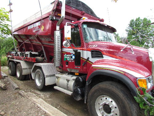 bagged-soil-plants-trees-and-trucks-002
